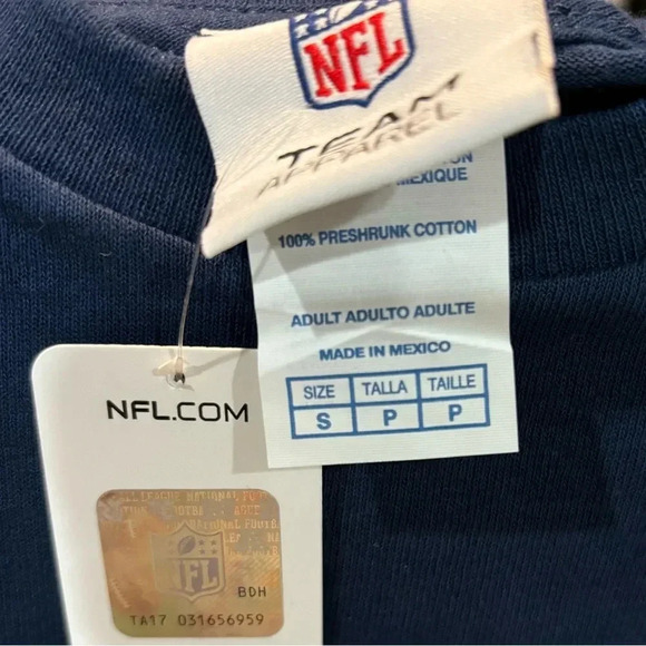 NFL Team Apparel, Seattle Seahawks Adult Small T-Shirt. Size S Short Sleeve - Picture 5 of 6